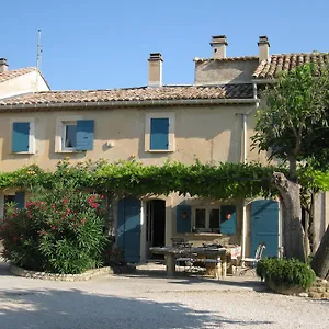 https://auberge-du-vin.fr-provencehotel.com